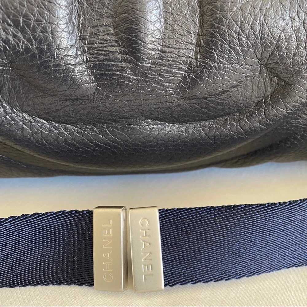 Chanel Doudoune navy leather Backpack